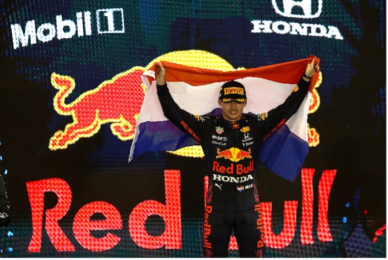 m1-verstappen-picture-2.jpg