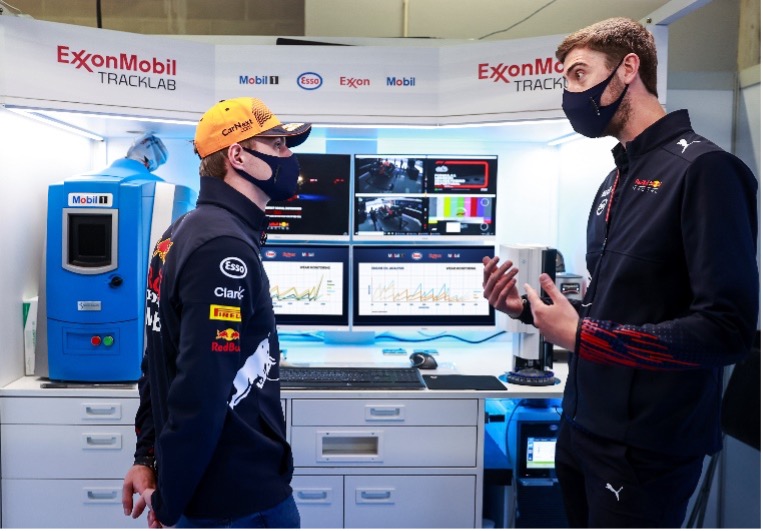 m1-verstappen-picture-4.jpg